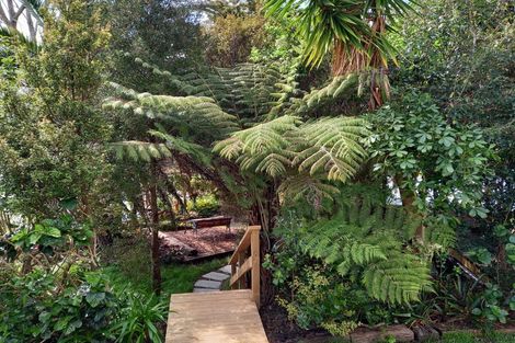 Photo of property in 22 Hammond Avenue, Hatfields Beach, Orewa, 0931