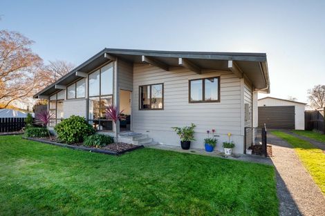 Photo of property in 11 Browning Crescent, Owhata, Rotorua, 3010