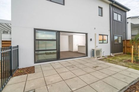 Photo of property in 2/69 Suva Street, Upper Riccarton, Christchurch, 8041