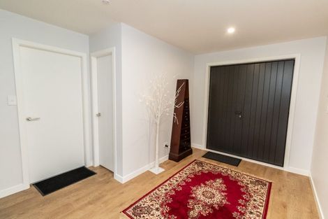 Photo of property in 92 Silverstream Road, Crofton Downs, Wellington, 6035