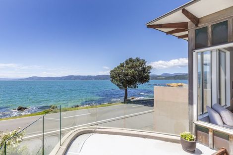 Photo of property in 353a Karaka Bay Road, Karaka Bays, Wellington, 6022