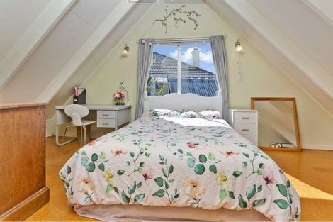 Photo of property in 2/31 Lake Road, Devonport, Auckland, 0624
