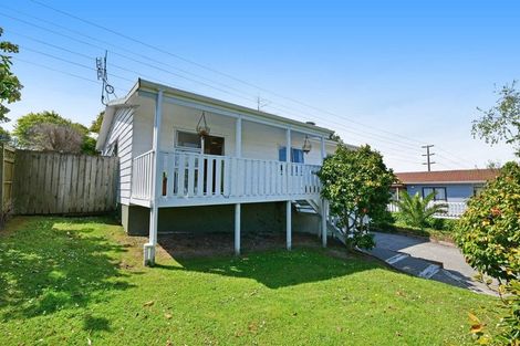 Photo of property in 94 Athena Drive, Totara Vale, Auckland, 0629