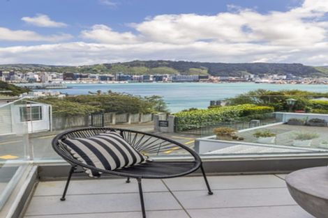 Photo of property in Alto Apartments, 2a/22 Telford Terrace, Oriental Bay, Wellington, 6011