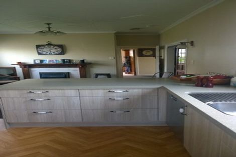 Photo of property in 15 Nichol Street, Heidelberg, Invercargill, 9812