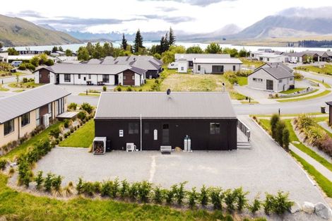 Photo of property in 4 Rodman Lane, Lake Tekapo, 7999
