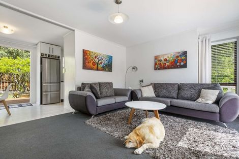 Photo of property in 29a Pisces Road, Glen Eden, Auckland, 0602