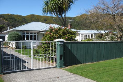 Photo of property in 2 Leithen Street, Waterloo, Lower Hutt, 5011