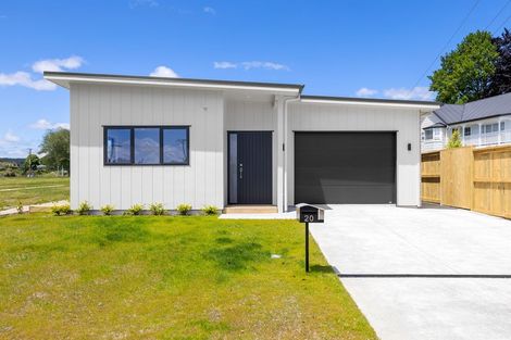 Photo of property in 20 Aubrey Crescent, Rainbow Point, Taupo, 3330