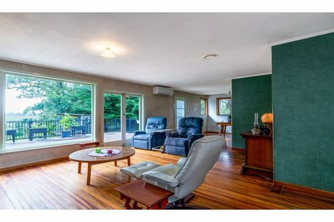 Photo of property in 42 Lowtherhurst Road, Massey, Auckland, 0614