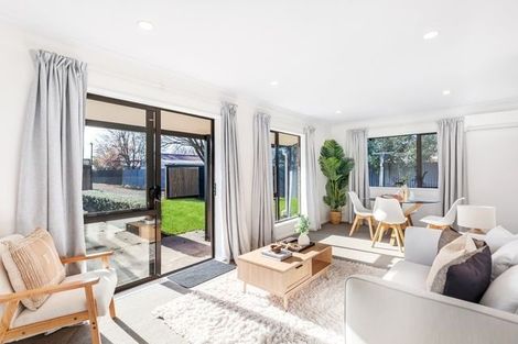 Photo of property in 52a Vivian Street, Burwood, Christchurch, 8083