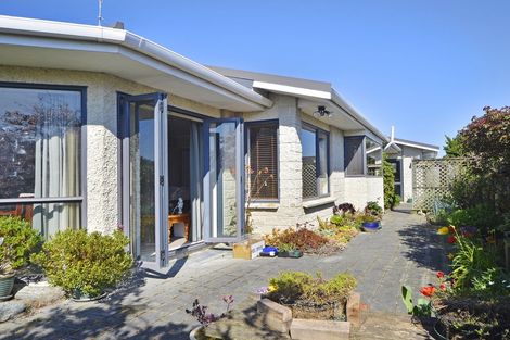 Photo of property in 5 Saint Pauls Court, Highbury, Palmerston North, 4412