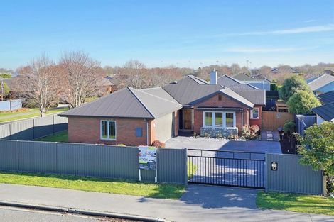 Photo of property in 49 Grimseys Road, Redwood, Christchurch, 8051