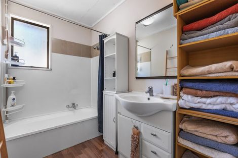 Photo of property in 15d Kaimai Place, Hairini, Tauranga, 3112