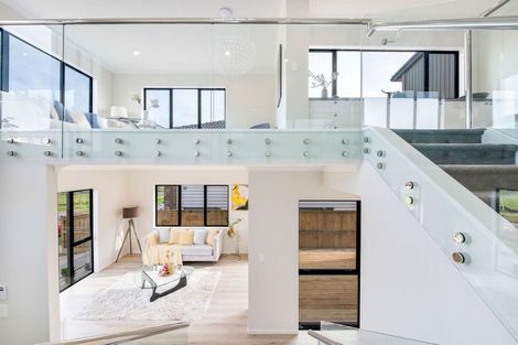 Photo of property in 18 Lime Hill Rise, Flat Bush, Auckland, 2019
