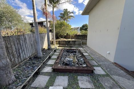 Photo of property in 2/167 Coronation Road, Hillcrest, Auckland, 0627