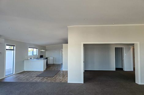 Photo of property in 233 Pukehina Parade, Pukehina, 3189