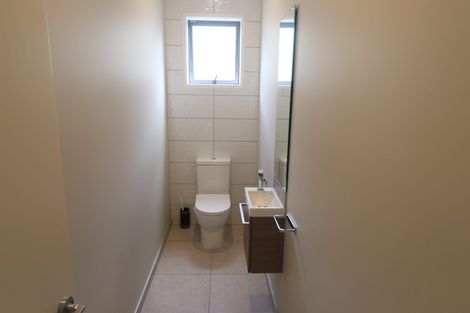 Photo of property in 9 Touhou Road, Hobsonville, Auckland, 0616