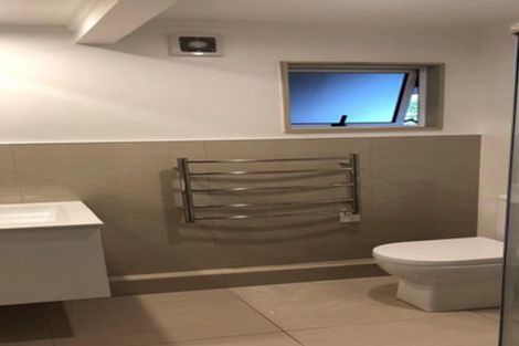 Photo of property in 4 Halder Place, Torbay, Auckland, 0632