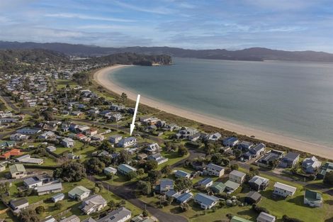 Photo of property in 108 Captain Cook Road, Cooks Beach, Whitianga, 3591