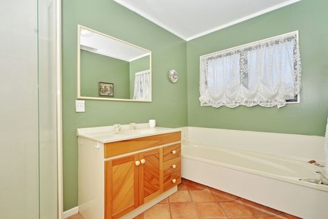 Photo of property in 5 Saint Pauls Court, Highbury, Palmerston North, 4412