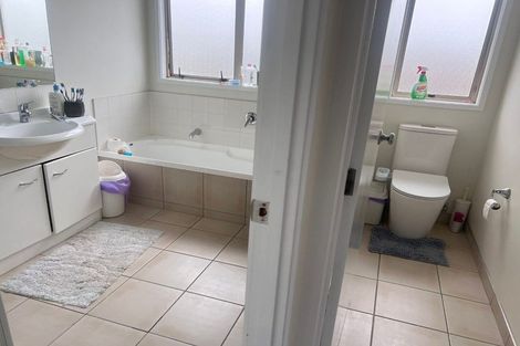 Photo of property in 13 Carrick Glen Avenue, Flat Bush, Auckland, 2019