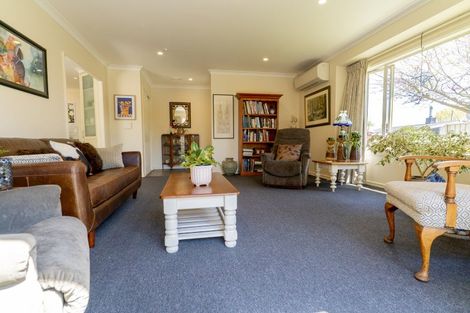 Photo of property in 6 Crosby Street, Havelock North, 4130