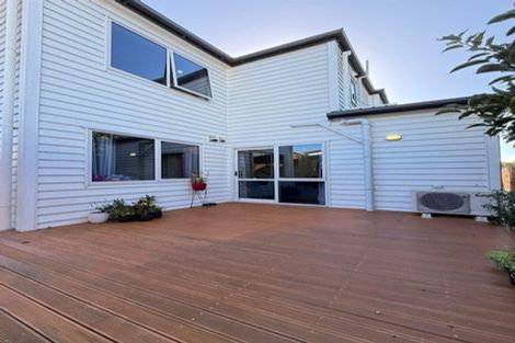 Photo of property in 4c Bill Phillip Place, Clendon Park, Auckland, 2103