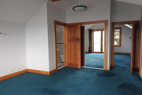 Photo of property in 33 Seaview Terrace, Northland, Wellington, 6012