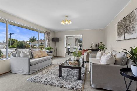 Photo of property in 1 Church Street, Amberley, 7410
