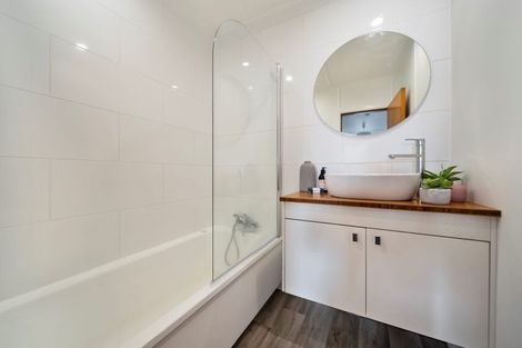 Photo of property in 5 Surrey Street, Stratford, 4332