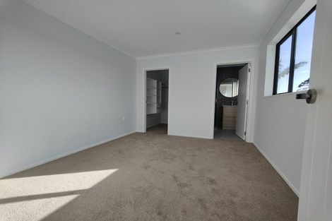 Photo of property in 185c Bucklands Beach Road, Bucklands Beach, Auckland, 2012