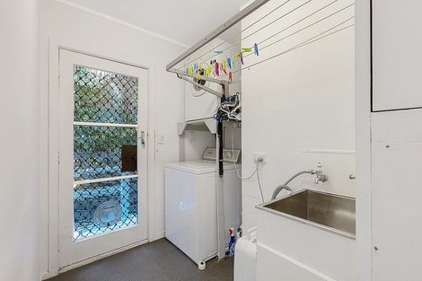 Photo of property in 3/14 Orchid Place, Te Atatu South, Auckland, 0610