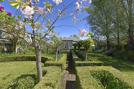 Photo of property in 122 Bishop Street, St Albans, Christchurch, 8014