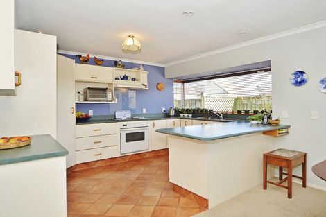 Photo of property in 5 Saint Pauls Court, Highbury, Palmerston North, 4412