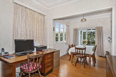 Photo of property in 34 Cairnfield Road, Kensington, Whangarei, 0112