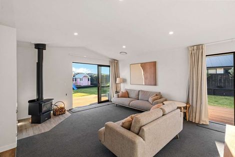 Photo of property in 11 Chris Drive, Rolleston, 7614