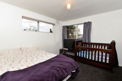 Photo of property in 35 Purcell Place, Melville, Hamilton, 3206