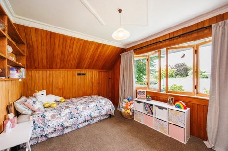 Photo of property in 11 Elmira Avenue, Hokowhitu, Palmerston North, 4410