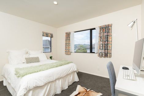 Photo of property in 4 Waverton Terrace, Churton Park, Wellington, 6037