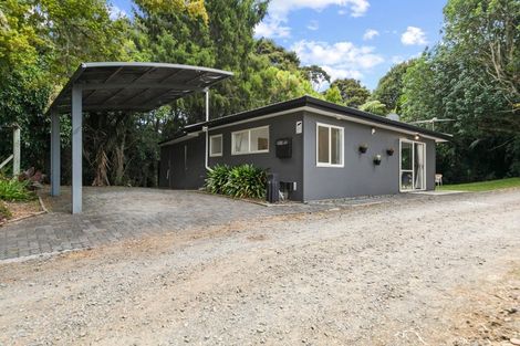 Photo of property in 91 Mountain Road, Henderson Valley, Auckland, 0612