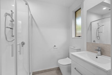 Photo of property in 33b Waimairi Road, Upper Riccarton, Christchurch, 8041