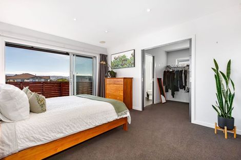 Photo of property in 7 Aoraki Rise, Aotea, Porirua, 5024