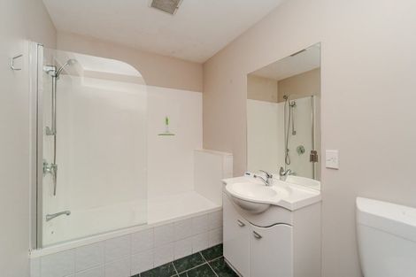 Photo of property in Atrium Towers, 8a/154 The Terrace, Wellington Central, Wellington, 6011