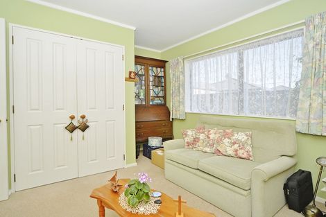 Photo of property in 5 Saint Pauls Court, Highbury, Palmerston North, 4412