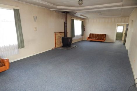 Photo of property in 104 Peel Street, Westport, 7825