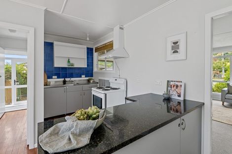 Photo of property in 72 Parata Street, Waikanae, 5036