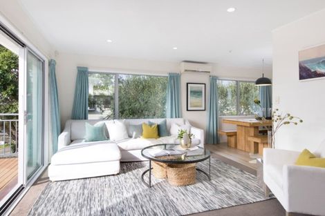 Photo of property in 13 Spinnaker Drive, Te Atatu Peninsula, Auckland, 0610