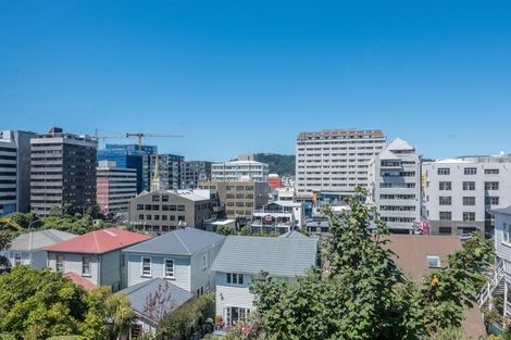 Photo of property in 319f2 The Terrace, Te Aro, Wellington, 6011