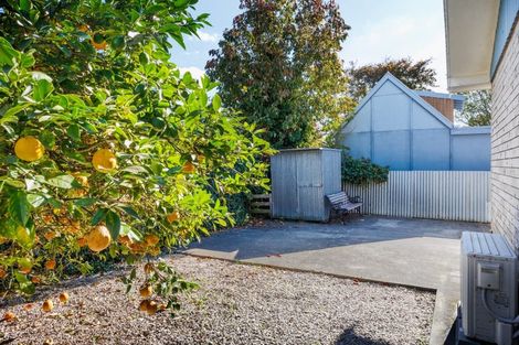 Photo of property in 8 Kiwi Court, Roslyn, Palmerston North, 4414